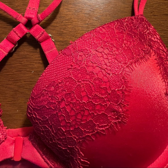 Victoria Secret Dream Angel Push Up Bra - Picture 2 of 8